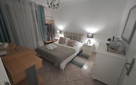 Chambre dans villa avec SDB WC et piscine privée